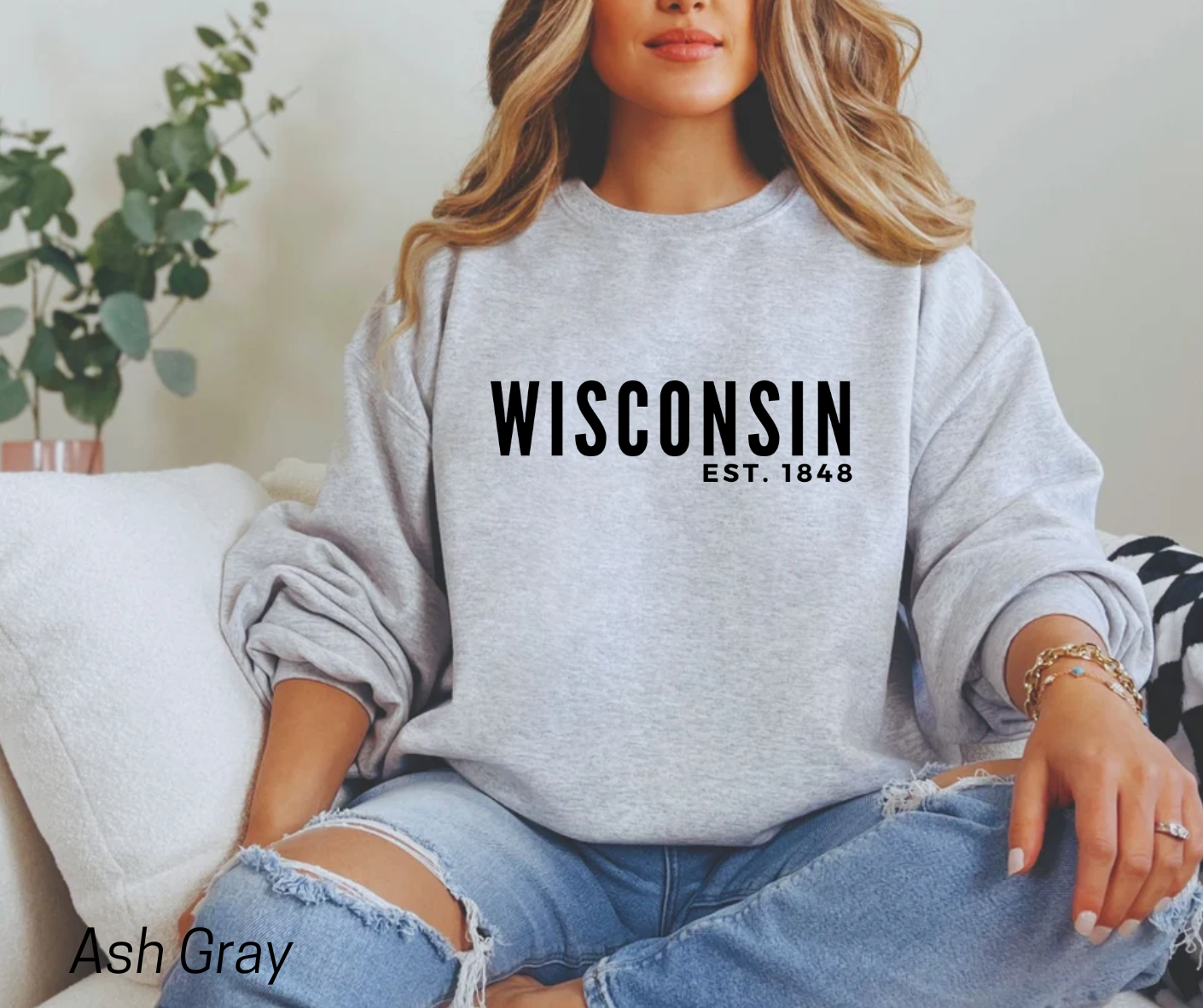 WI Bold Sweatshirt