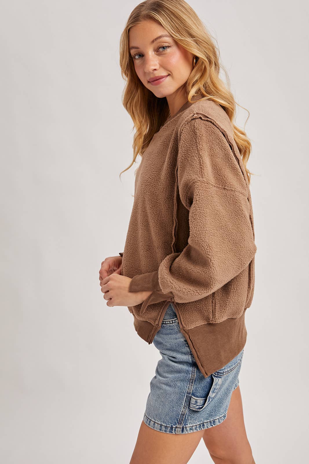 CREWNECK TEDDY PULLOVER