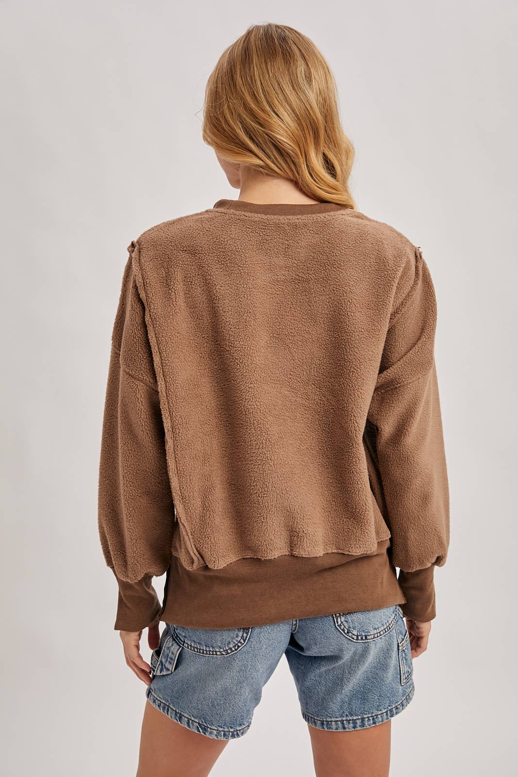 CREWNECK TEDDY PULLOVER