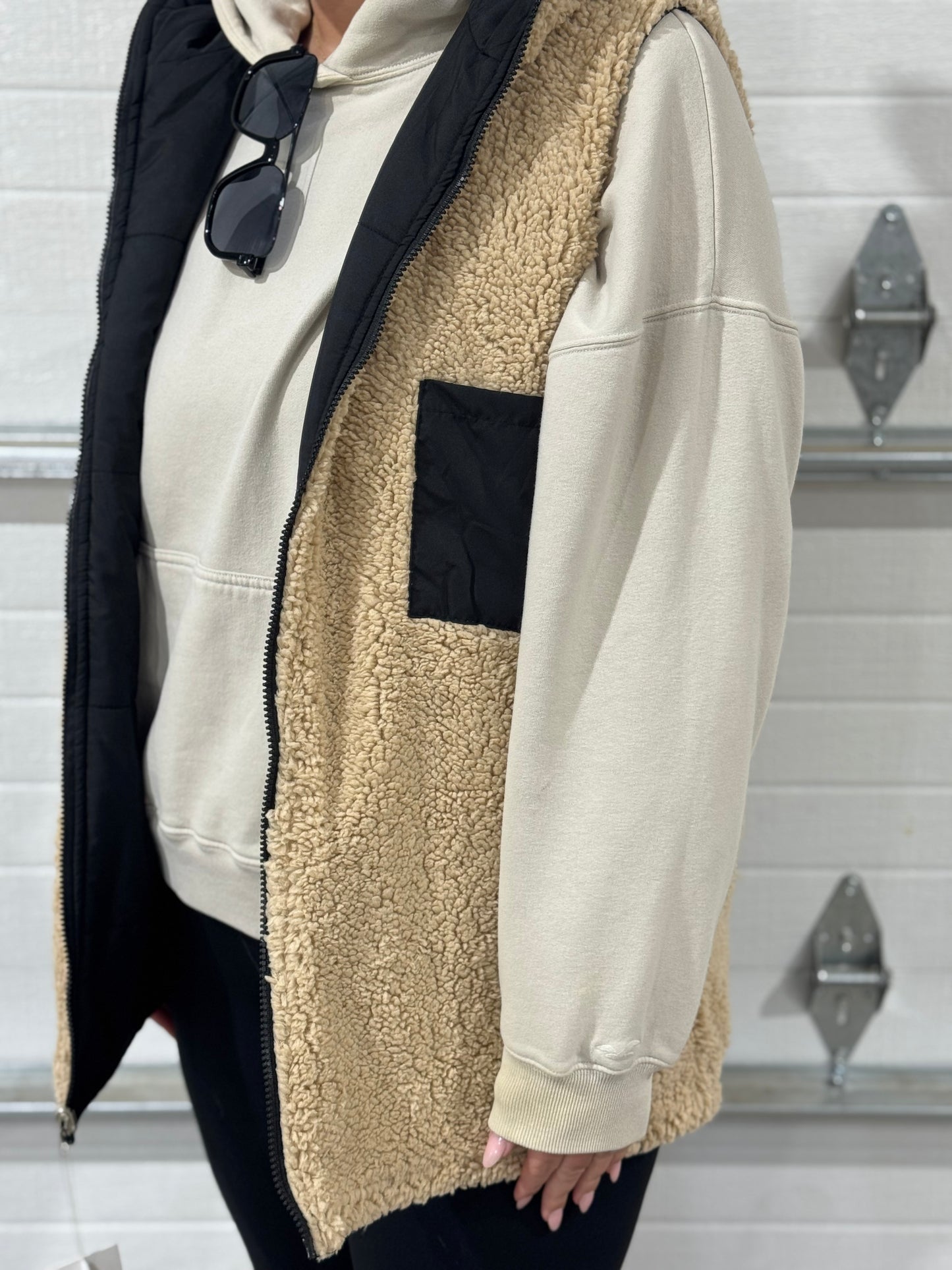 Reversible Plain Hooded Quilted Midi Vest