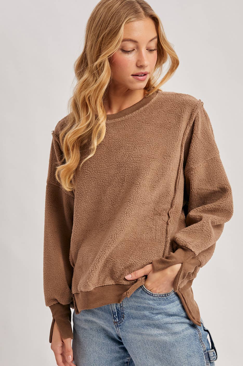 CREWNECK TEDDY PULLOVER